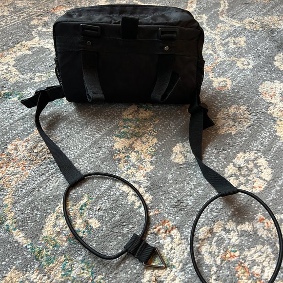 Banjo Brothers QR Handlebar Bag - Picture 2 of 4